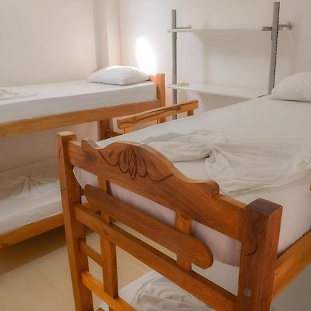 Casa Babel Taganga Hotel ซันตามาร์ตา ภายนอก รูปภาพ