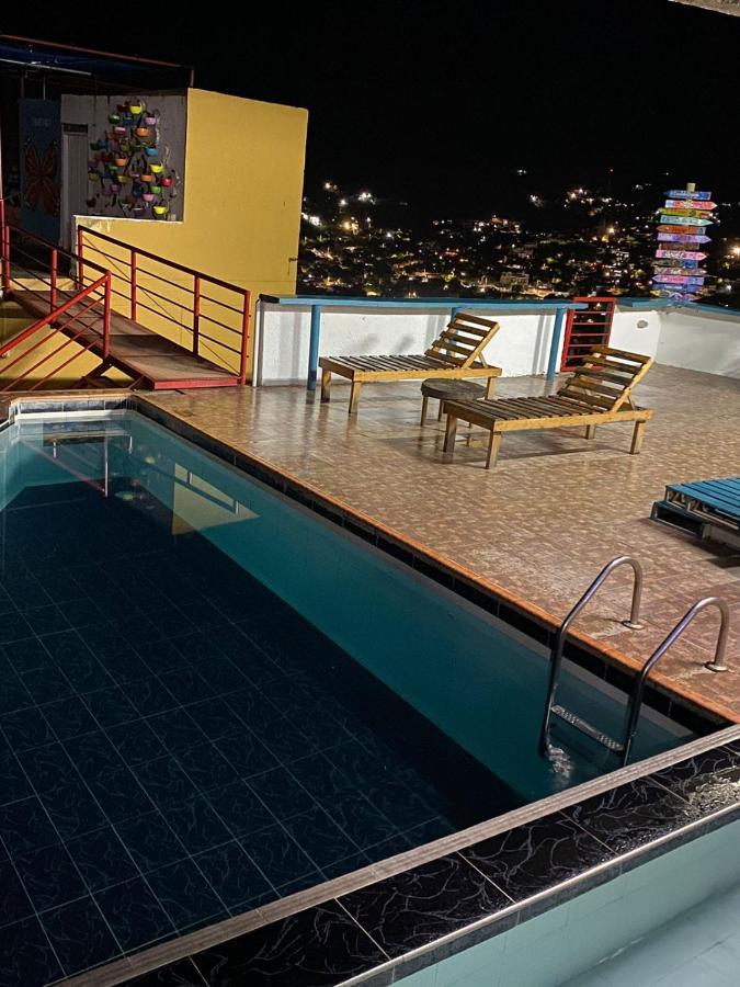 Casa Babel Taganga Hotel ซันตามาร์ตา ภายนอก รูปภาพ