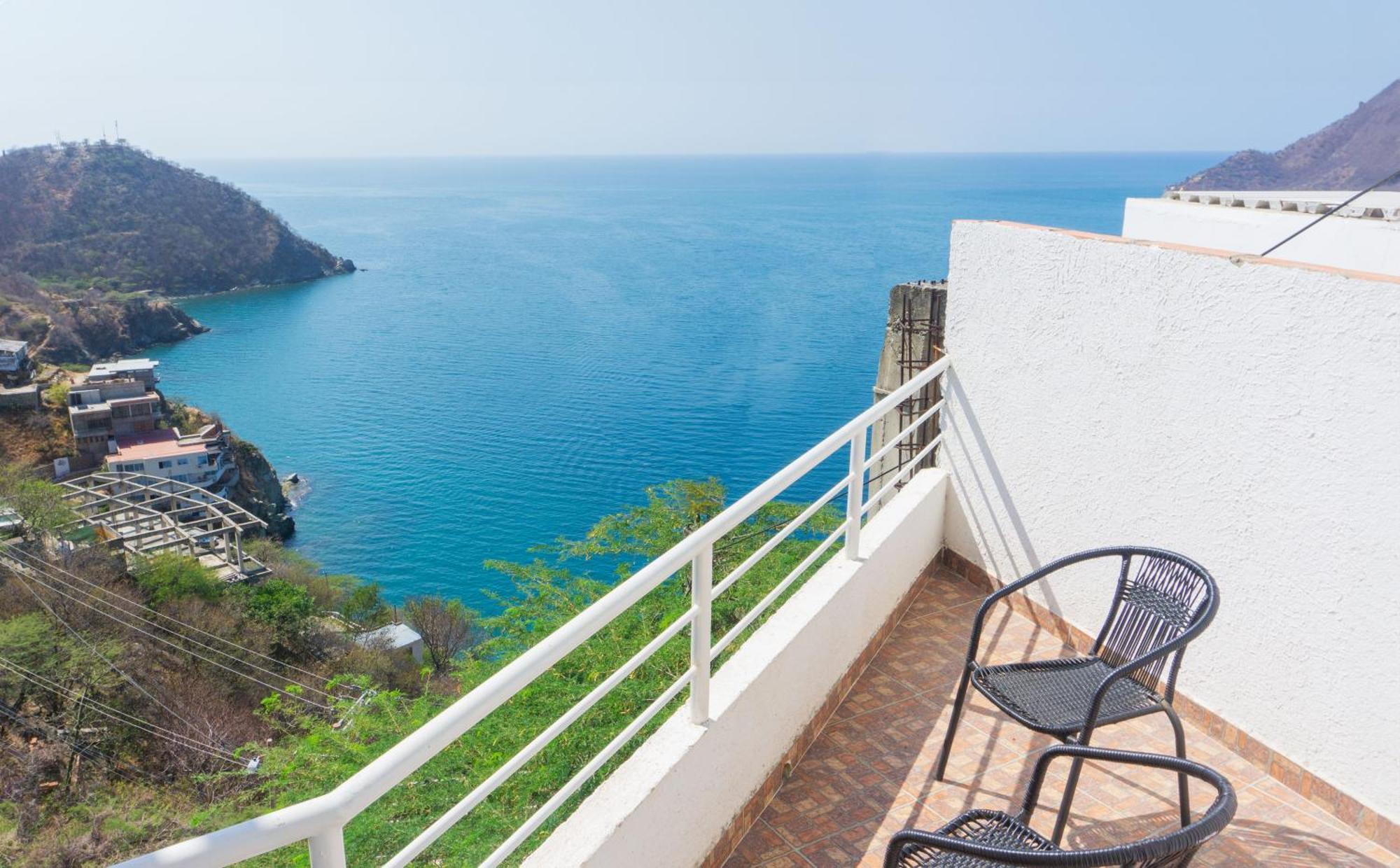 Casa Babel Taganga Hotel ซันตามาร์ตา ภายนอก รูปภาพ