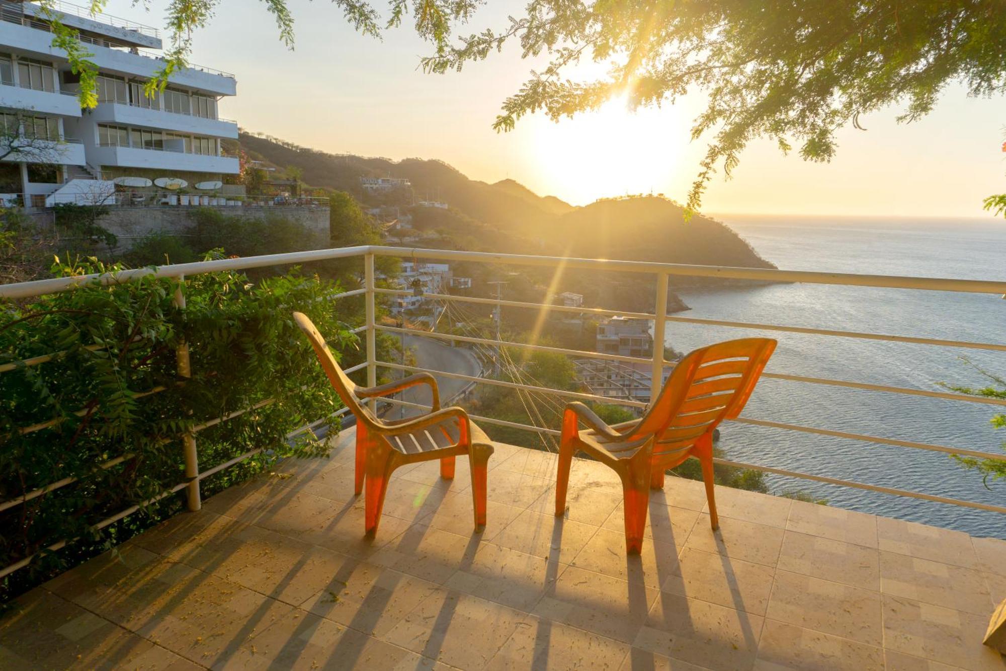 Casa Babel Taganga Hotel ซันตามาร์ตา ภายนอก รูปภาพ