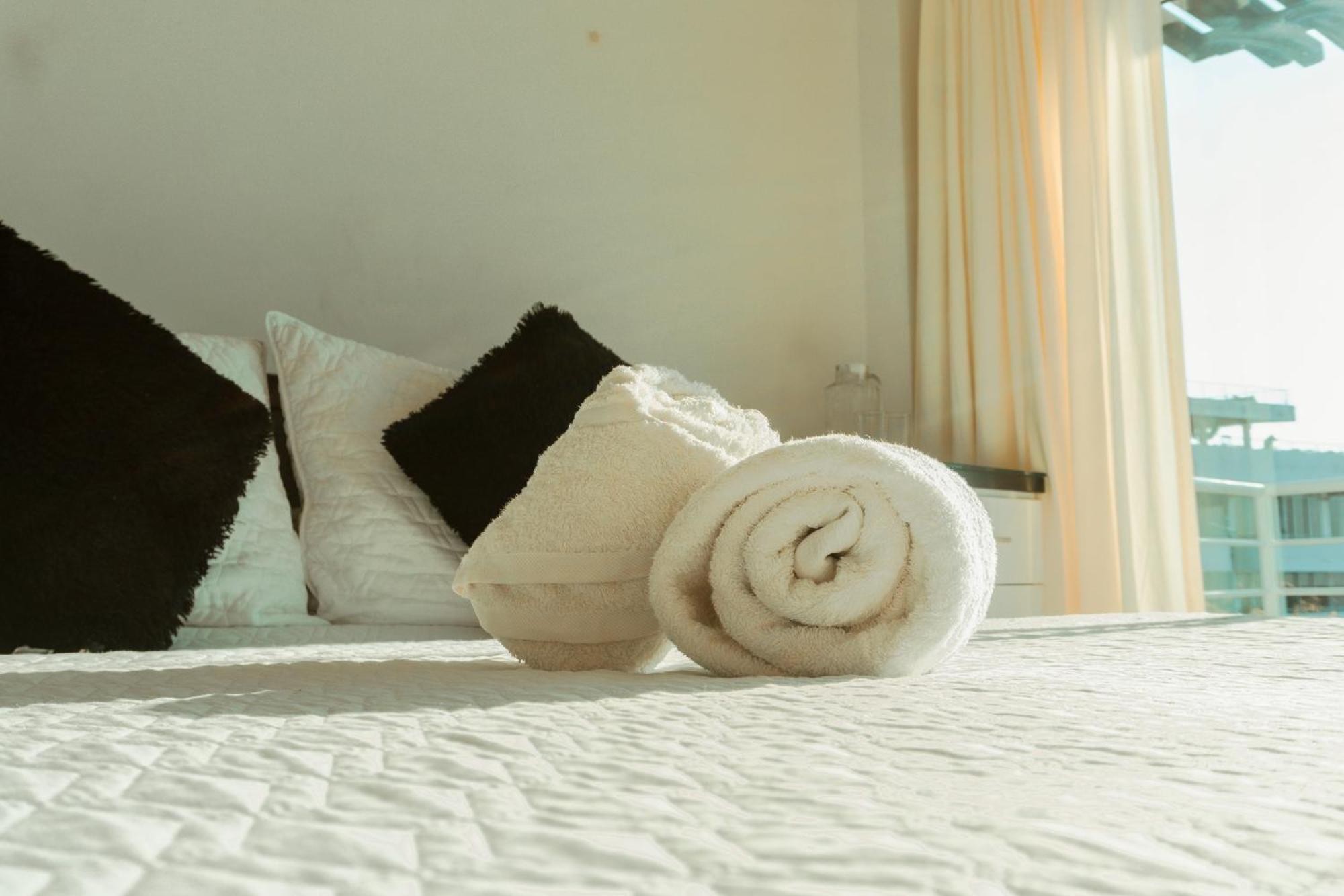 Casa Babel Taganga Hotel ซันตามาร์ตา ภายนอก รูปภาพ