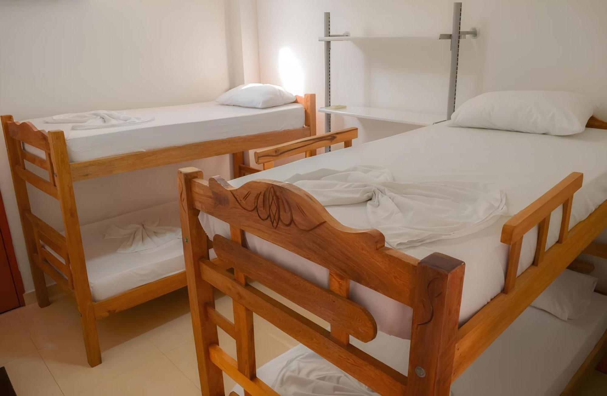 Casa Babel Taganga Hotel ซันตามาร์ตา ภายนอก รูปภาพ